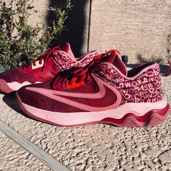 Nike Giannis Immortality 3 Alphabet Berry Mens Basketball Shoes Sz 13 DZ7533 600 - Picture 4 of 9